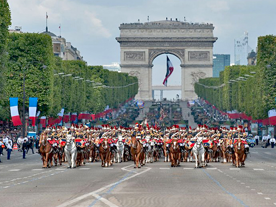 Parade July 14, 2011, Paris: French Cavalry