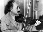 Albert Einstein playing the violin