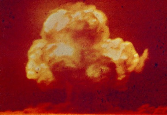 Explosion First Atomic Bomb at Trinity Site 1945