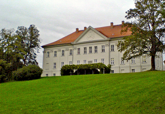 Hohenzieritz Castle