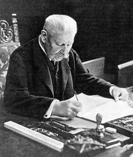 Paul von Hindenburg at his desk around 1927