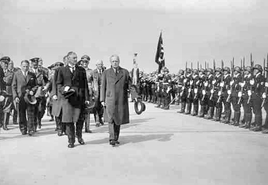 Ribbentrop and Chamberlain meet at Cologne, September 22, 1938