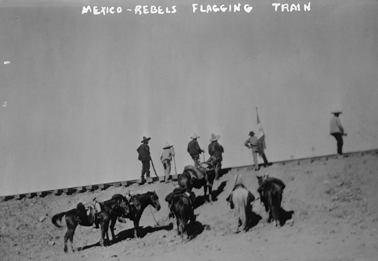 Mexico - Rebels flagging train